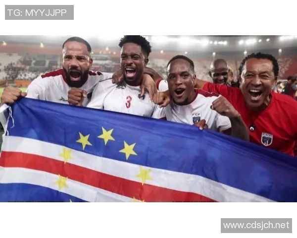 世界杯预选赛：日本主场大胜澳大利亚，三笘薰帽子戏法